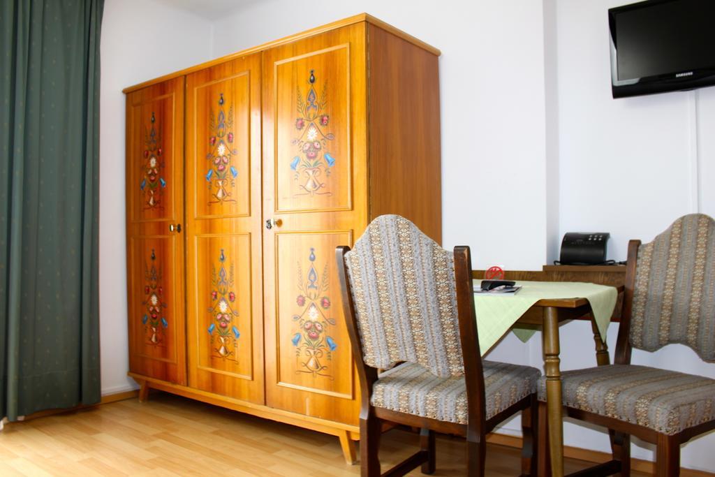 Gasthof Oelberg Innsbruck Kamer foto