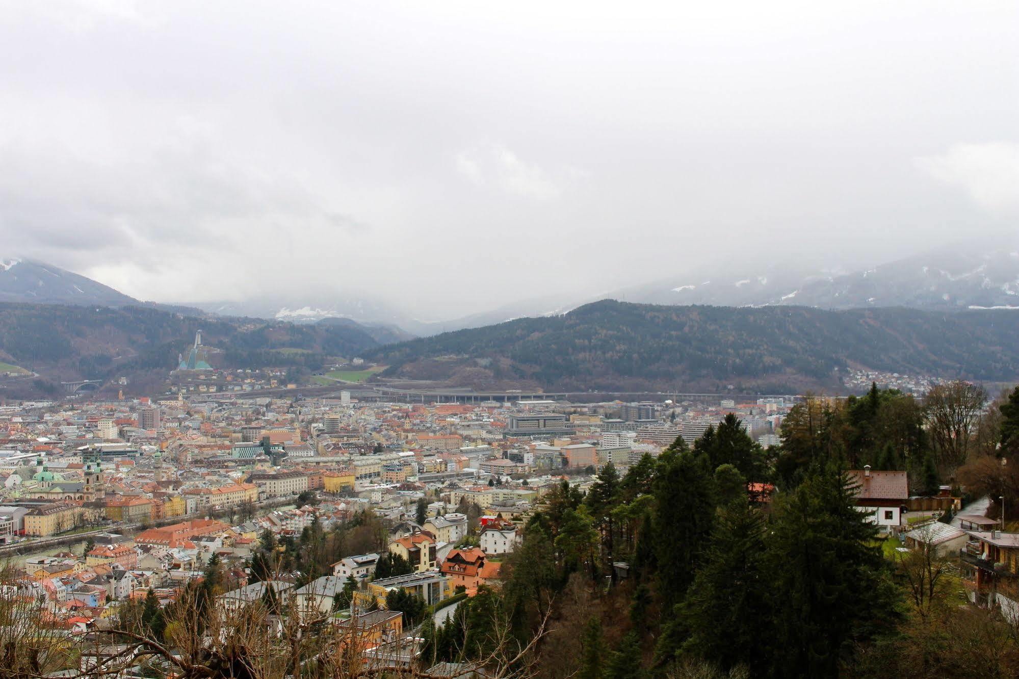Gasthof Oelberg Innsbruck Buitenkant foto